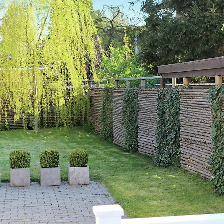 Three-bedroom Holiday In 6 * Strøby Ladeplads